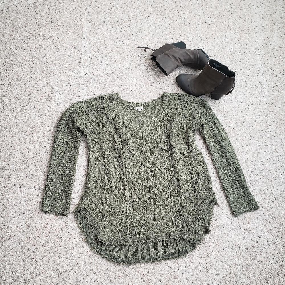 En Creme Olive Green Women's  Sweater